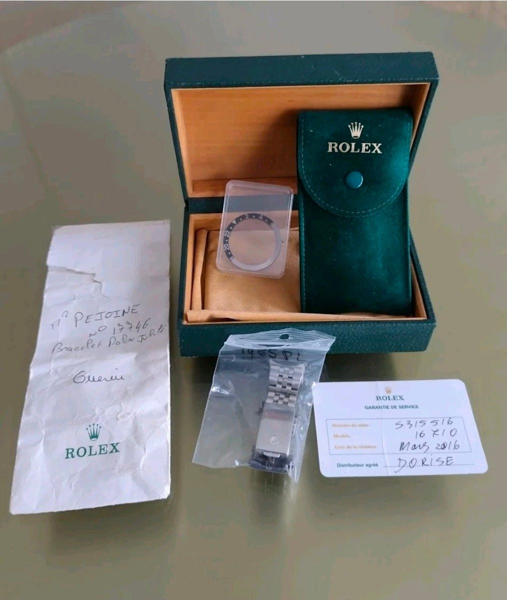 Rolex Gmt Master II Coke Model 1994 Watch With Two Straps-photo-3