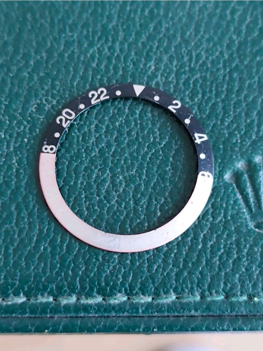 Rolex Gmt Master II Coke Model 1994 Watch With Two Straps-photo-3