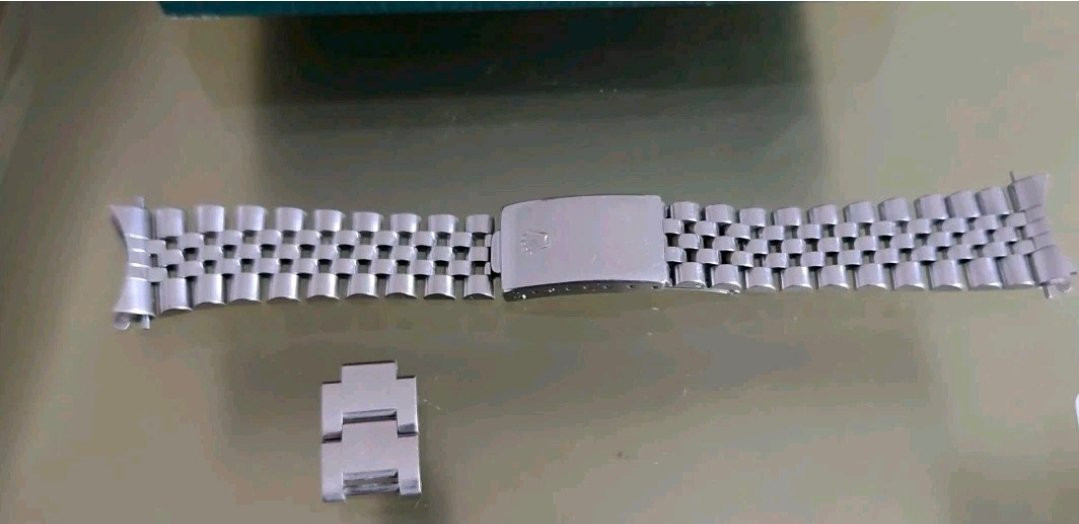 Rolex Gmt Master II Coke Model 1994 Watch With Two Straps-photo-4