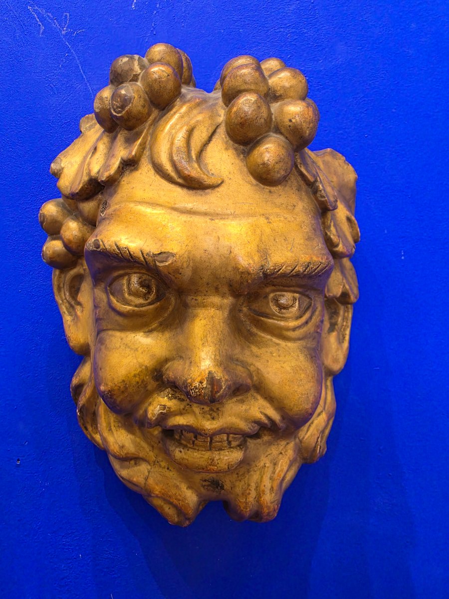 Paire de Mascarons en Bois Sculpté et Doré « Têtes de Bacchus » Époque Louis XV, XVIIIe siècle-photo-2