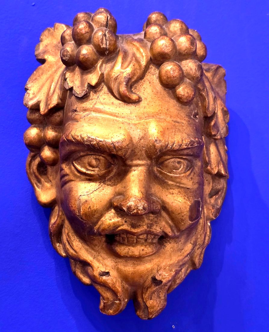 Paire de Mascarons en Bois Sculpté et Doré « Têtes de Bacchus » Époque Louis XV, XVIIIe siècle-photo-4