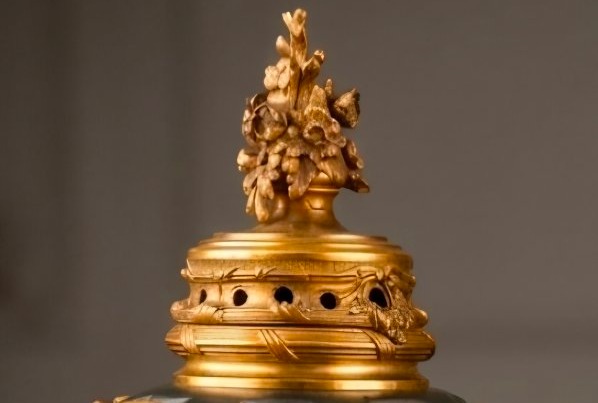  Paire de cassolettes d'époque Empire en bronze patiné et doré, vers 1810 ​-photo-3