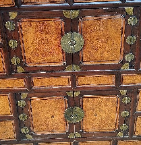Cabinet de Mariage en Loupe d'Orme et Laiton Chine époque XIXe Siècle ​-photo-4