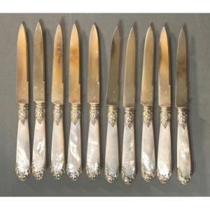 Henri SOUFFLOT orfèvre - suite de 10 couteaux à fruit en argent vermeil et nacre 