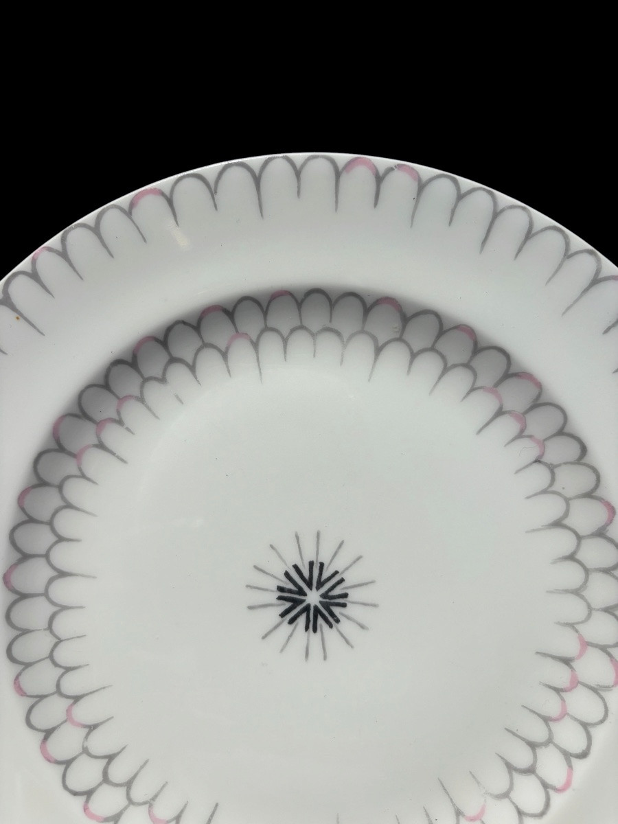 Suite de 7 assiettes  Haviland  Suzanne Lalique.-photo-4
