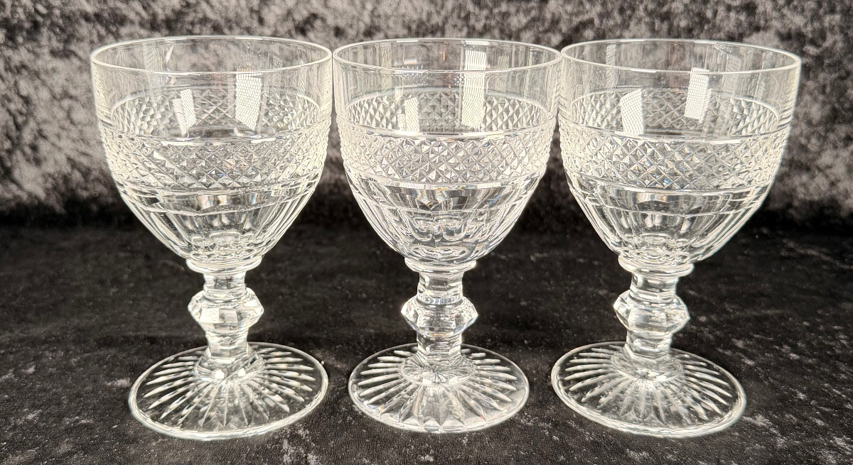 Série de 7 verres à eau cristal Saint-Louis modèle Trianon -photo-1