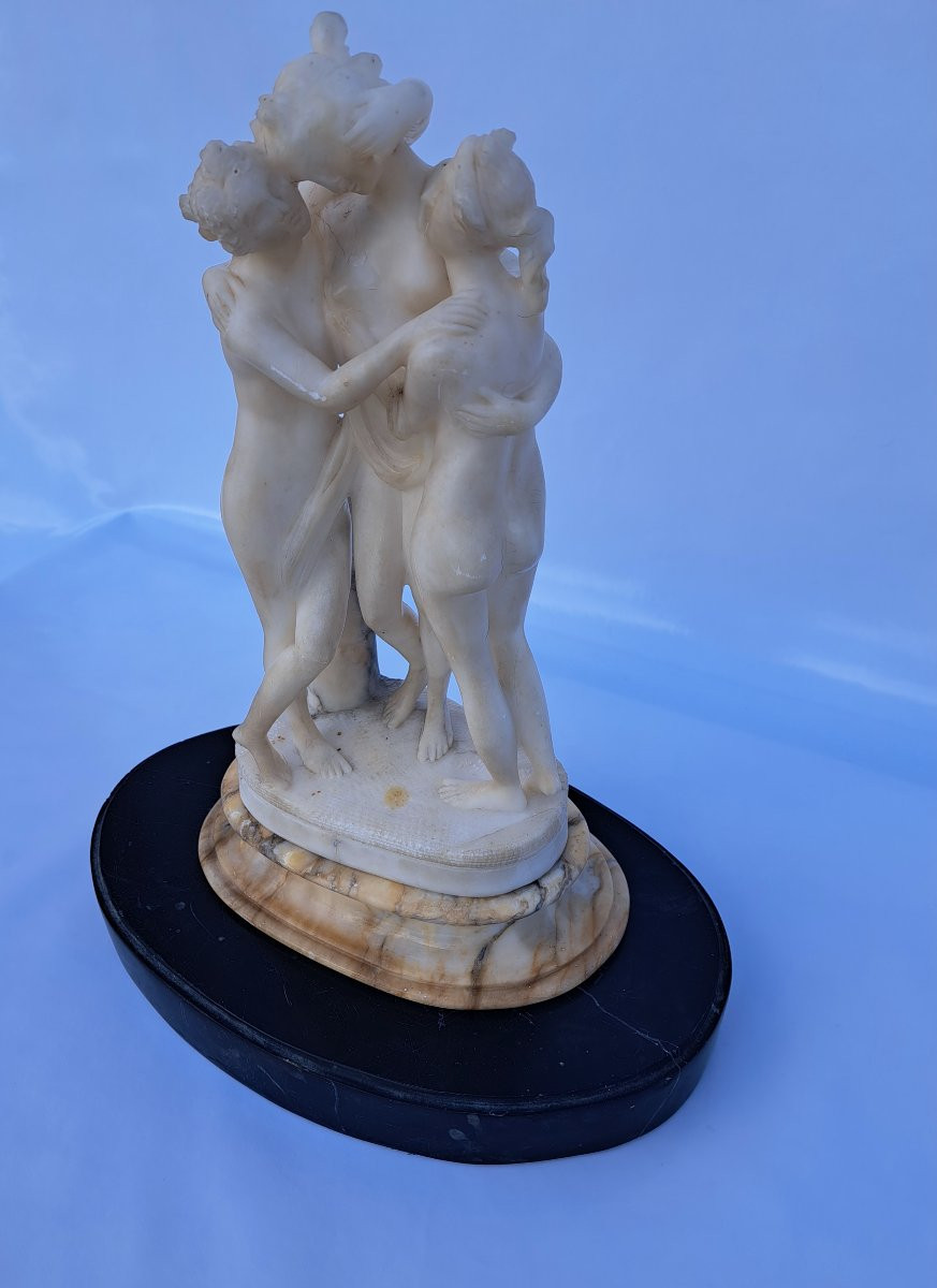 Statuette "the Three Graces" In Marble. -photo-2