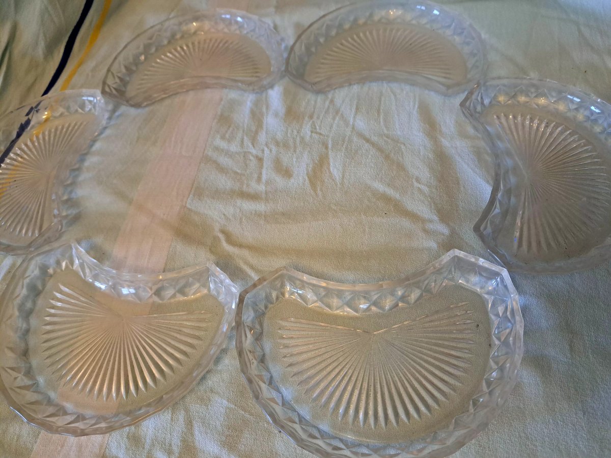 Lot de 6 coupelles en cristal.  Signée Val. St. Lambert. -photo-1