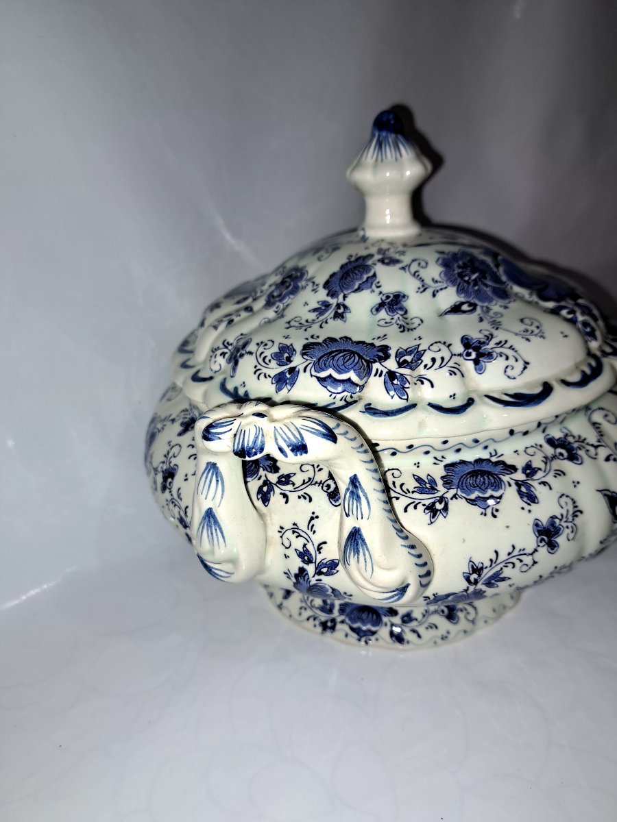 Delf-style Glazed Earthenware Soup Tureen. Signed By Hubert Béquet. -photo-4