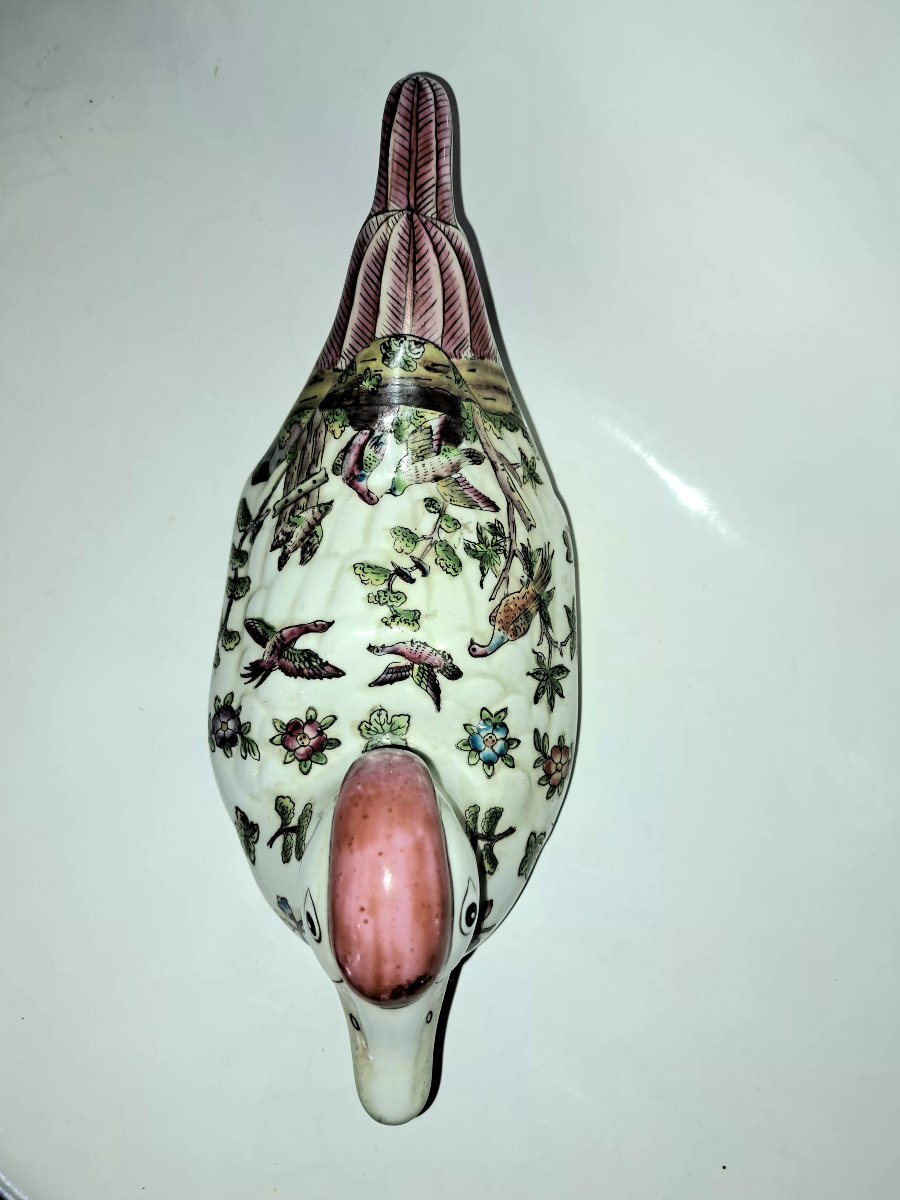 Statuette vintage en porcelaine. Kenett pour Adèle Carrey.-photo-3