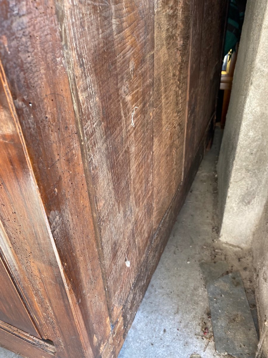 Crossbow Commode XVIII In Walnut-photo-1