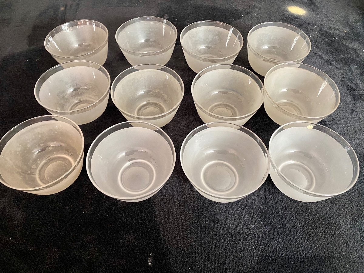 Seize Rince Doigts En Cristal De Baccarat XIXème 