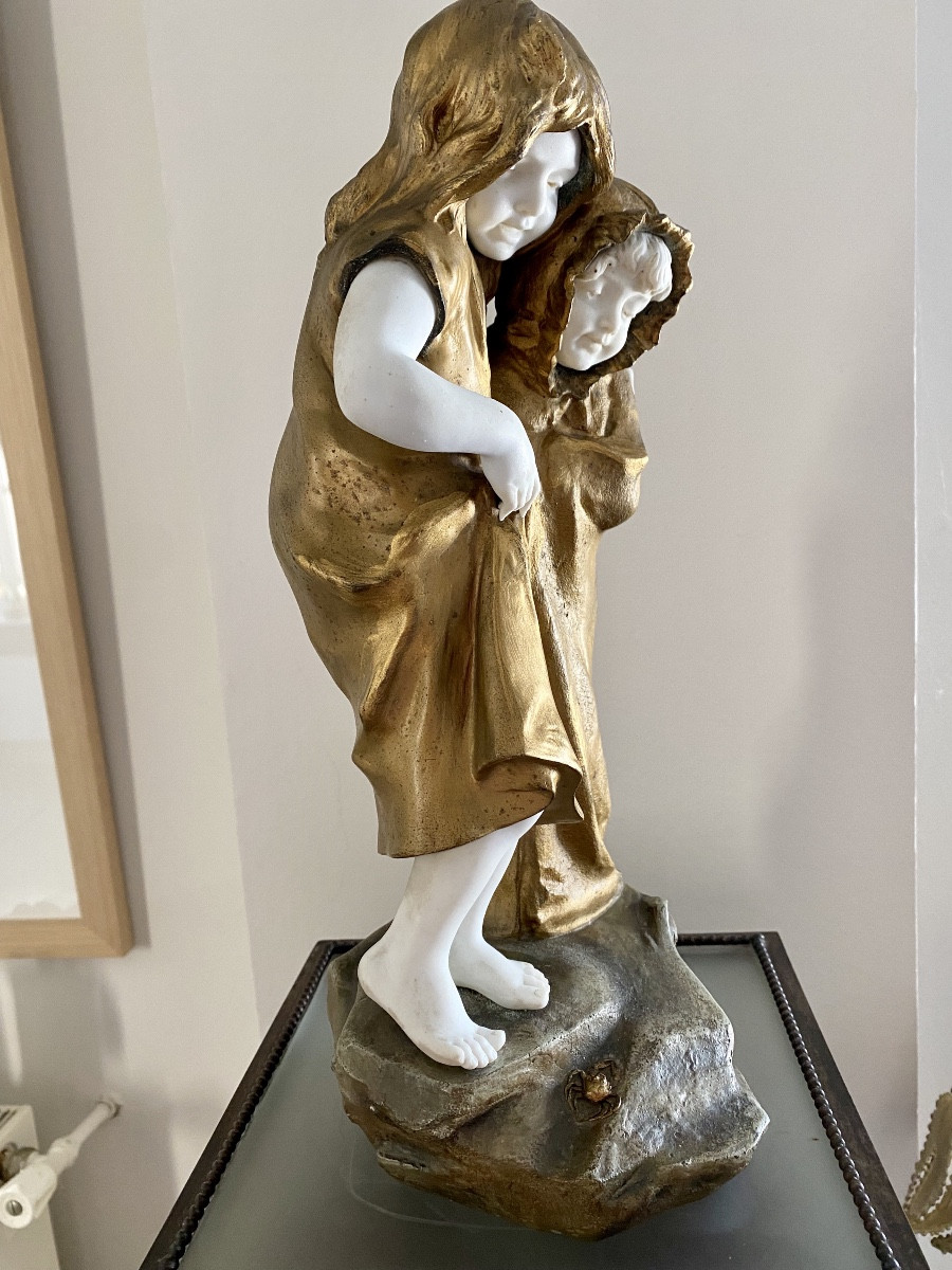 Mednat Sculpture With Little Girls 1900-photo-4