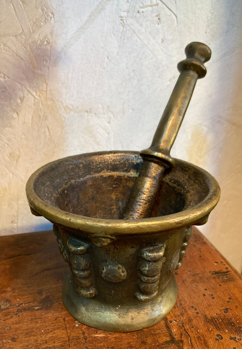 Mortier Bronze XVIIe Ou XVIIIe Avec Son Pilon 