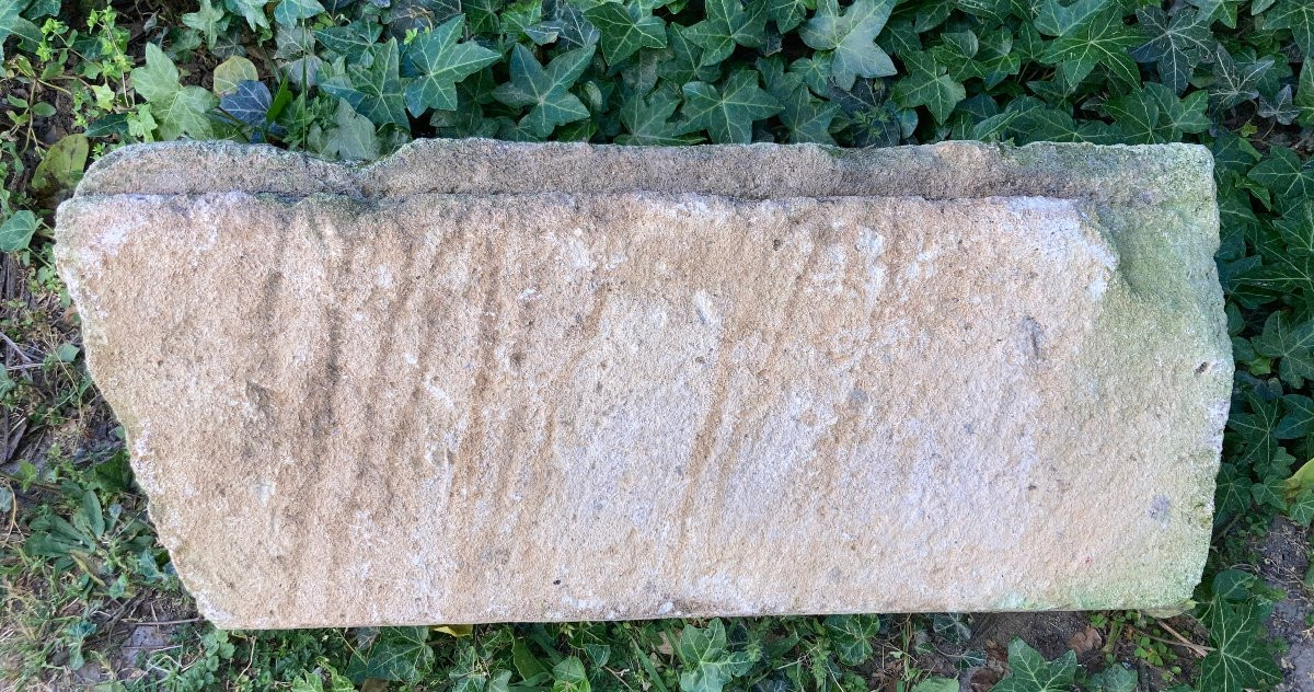 Architectural Element Lintel With Carved Heart Motif, Symbol Of Love-photo-4