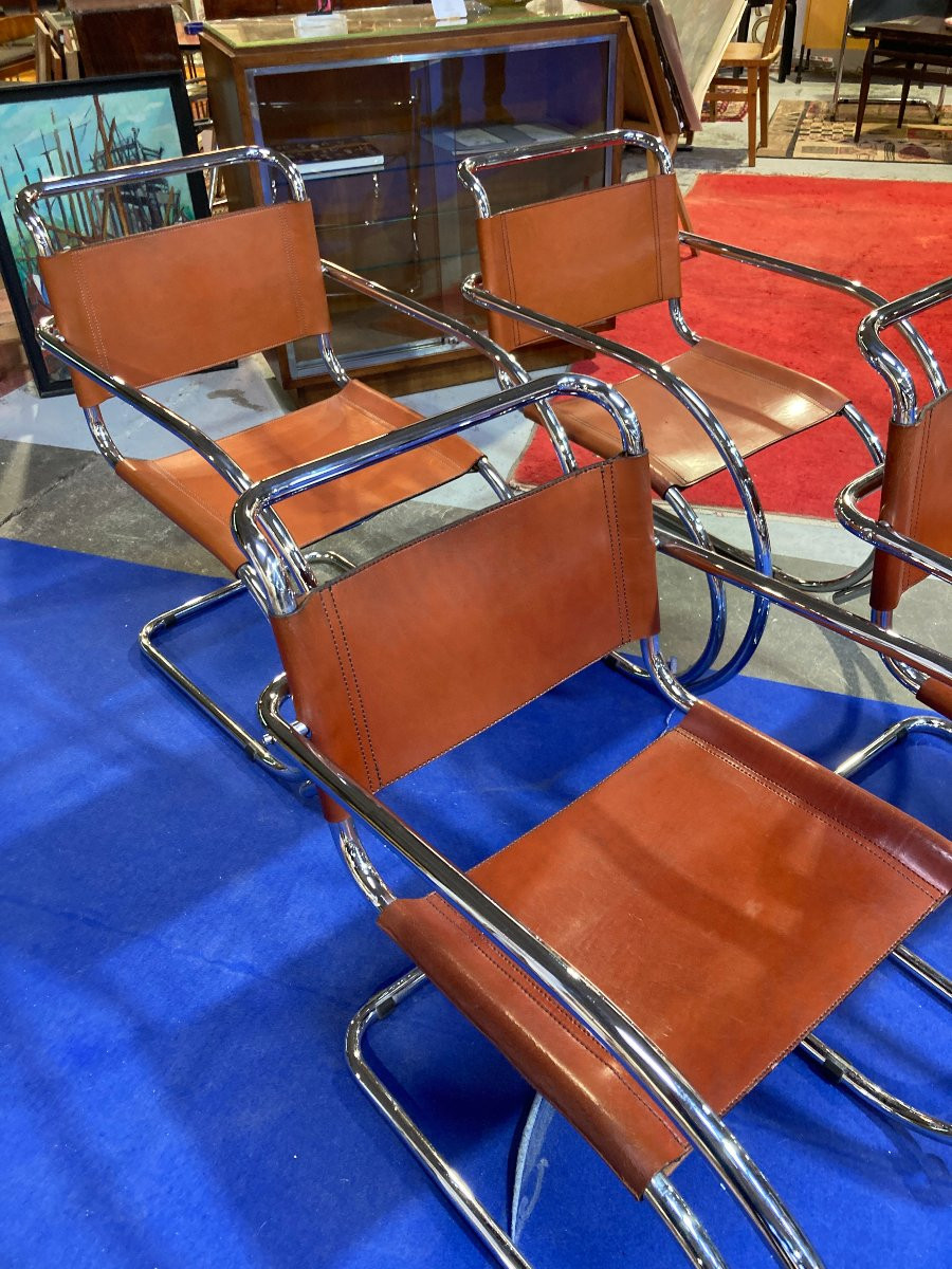 4 Mies Von Der Rohe Armchairs-photo-2