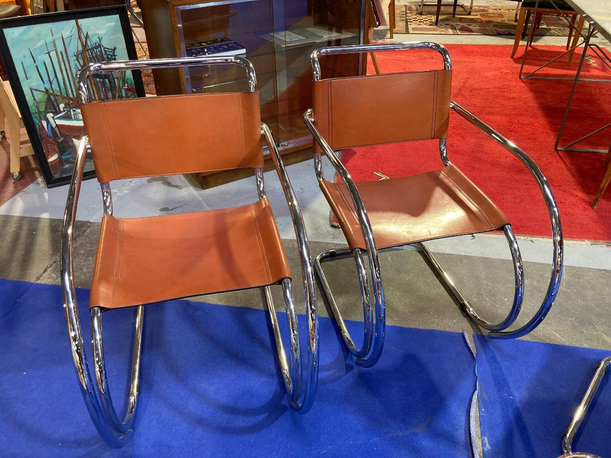 4 Mies Von Der Rohe Armchairs-photo-3
