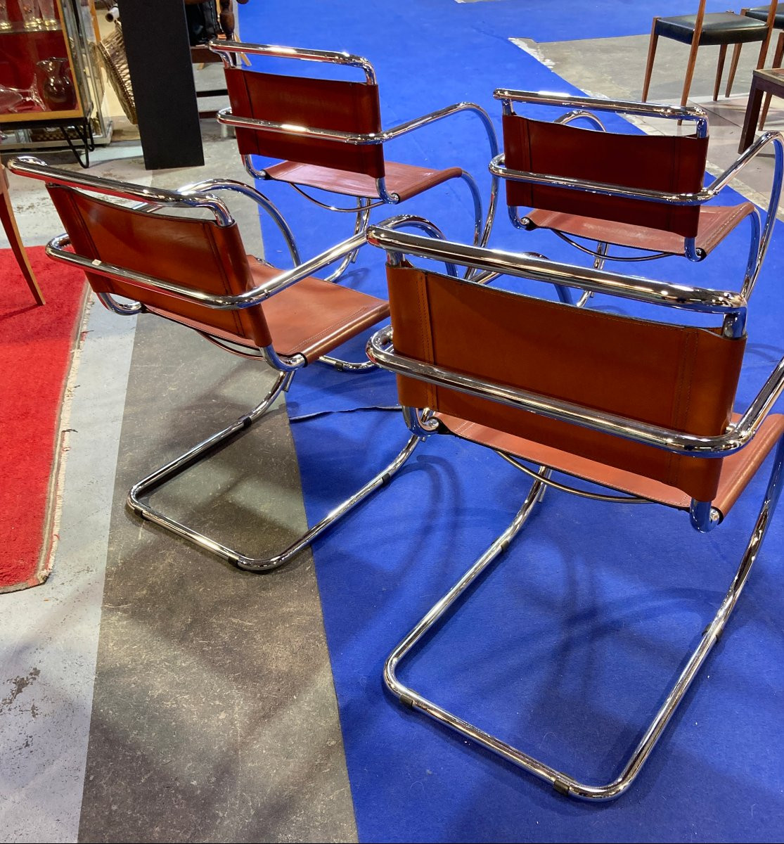 4 Mies Von Der Rohe Armchairs-photo-1