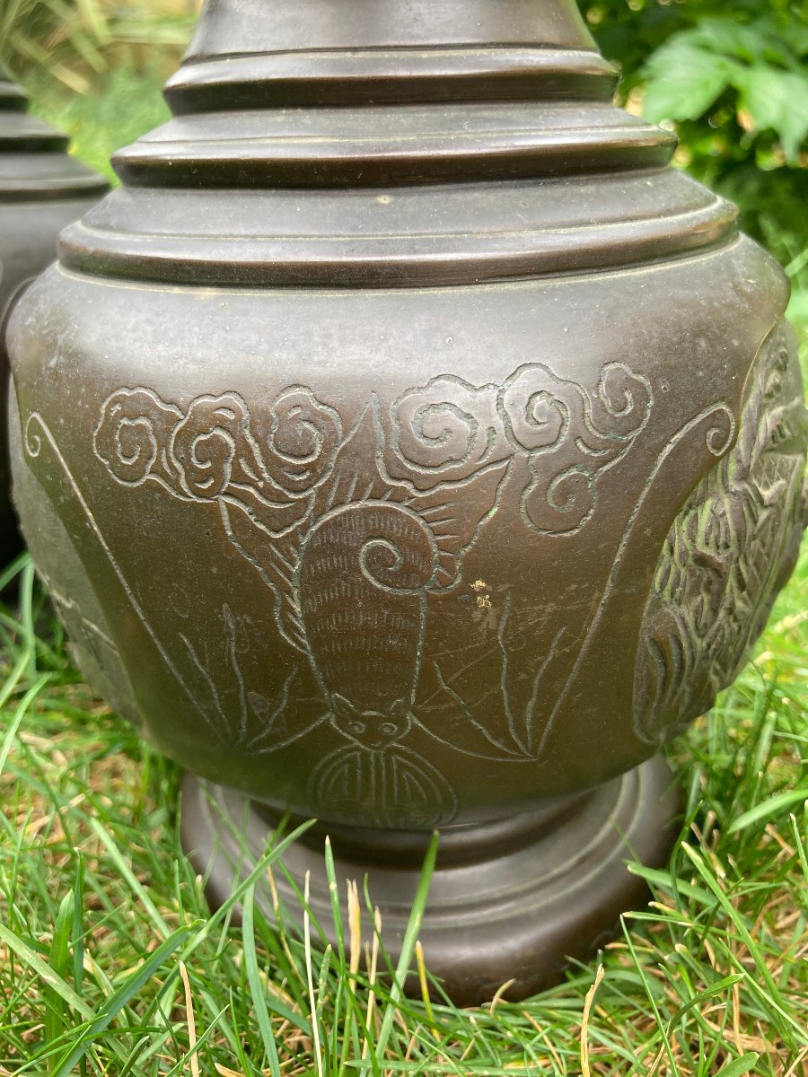 Pair Of Bronze Vases - Vietnam -asia-photo-2
