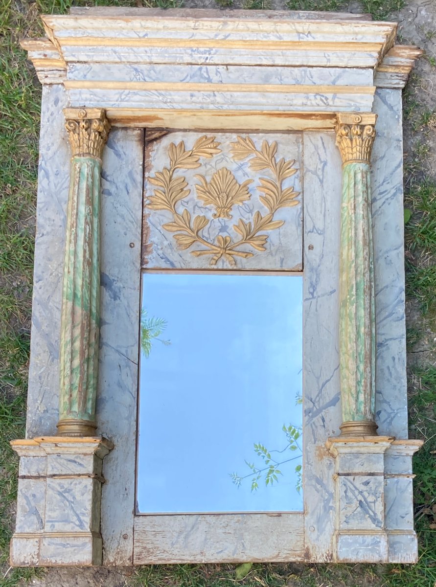 Front Of A Tabernacle With Columns 