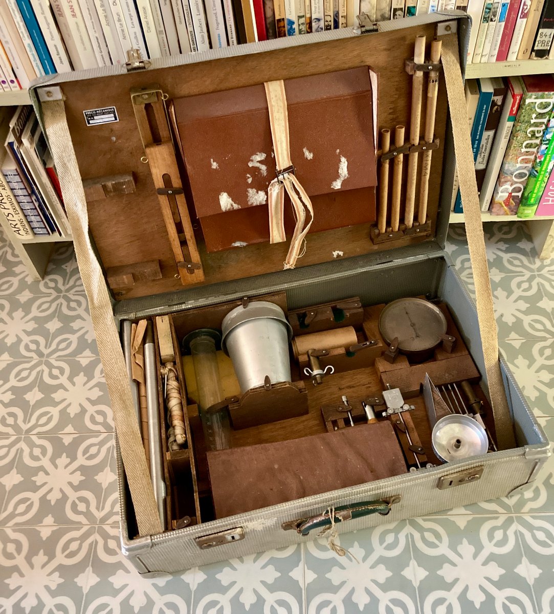 Musée  météofrance -  Valise Poste météorologique portatif années 50 - 