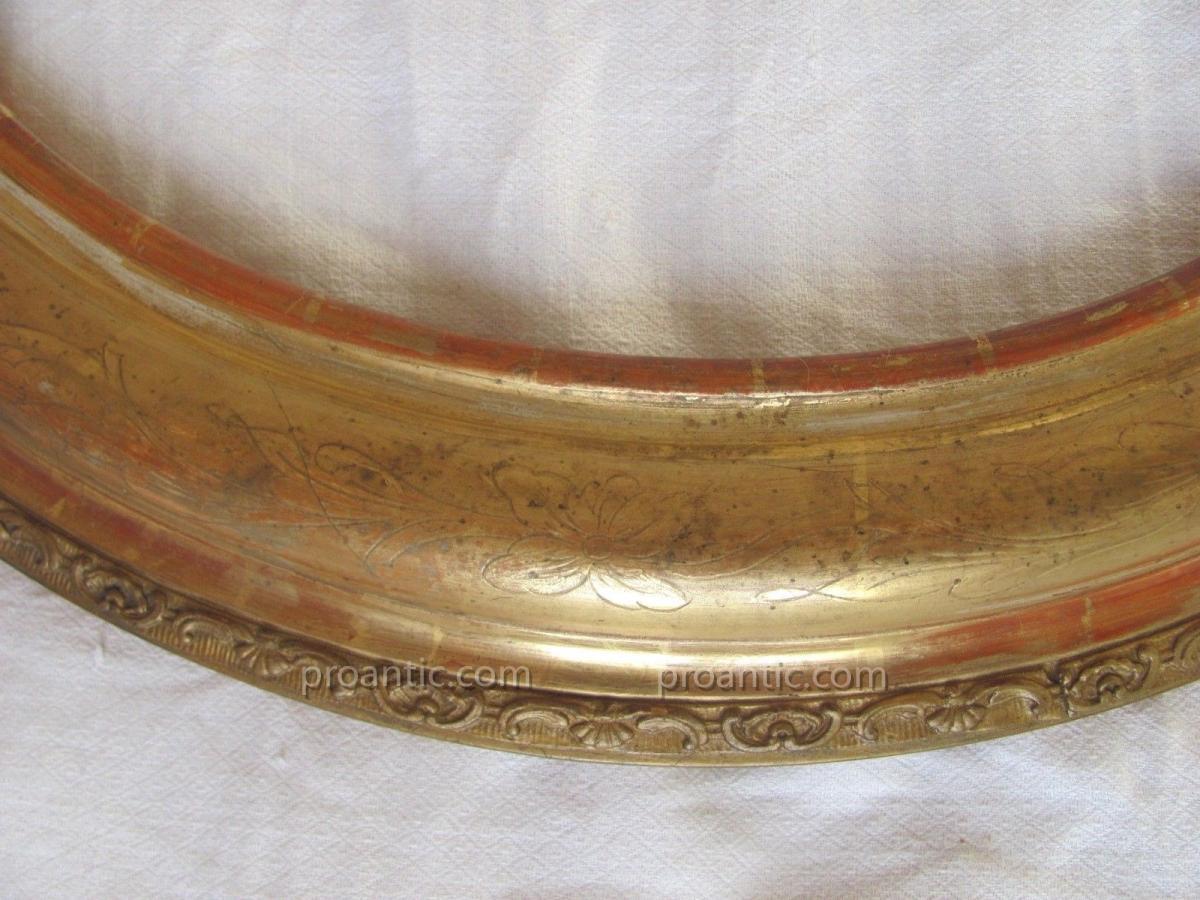 Oval Frame In Golden Wood-photo-2