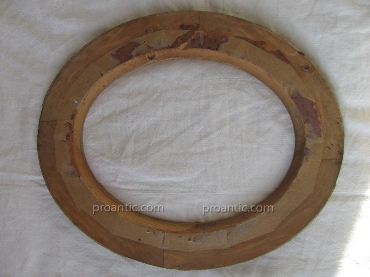 Oval Frame In Golden Wood-photo-4