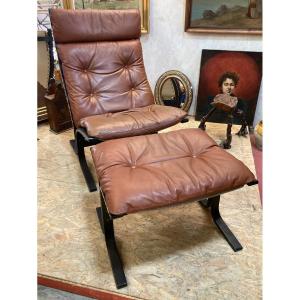 Fauteuil Ingmar Relling  et son ottoman 