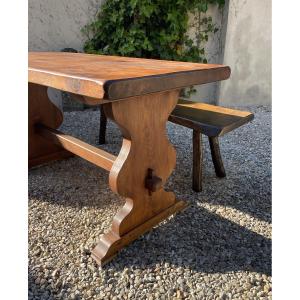 Table et ses bancs