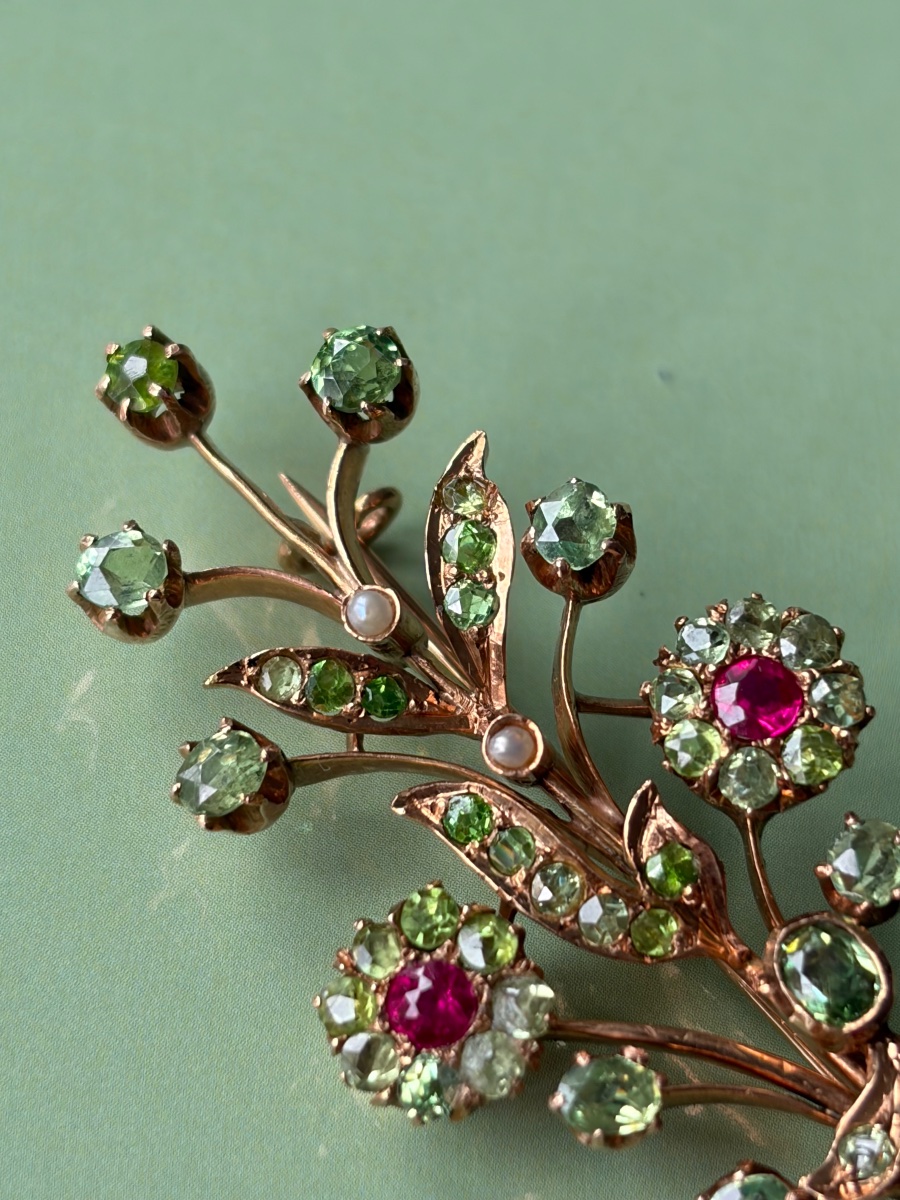 Broche « bouquet de fleurs » en or russe (560/56) et démantoïdes-photo-2