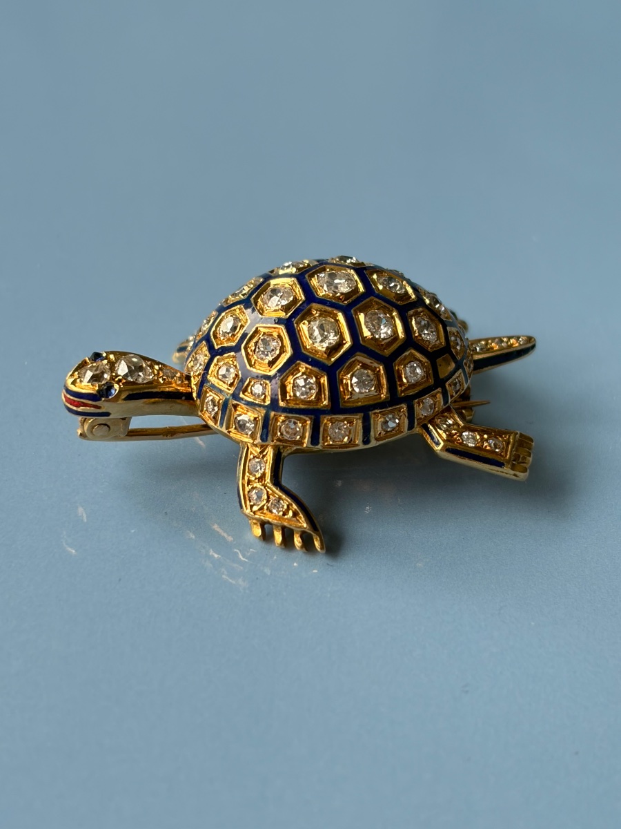 Antique Turtle-shaped Brooch, Enamel, Old-cut Diamonds, Eagle-head Hallmark, 1 Karat Gold-photo-2