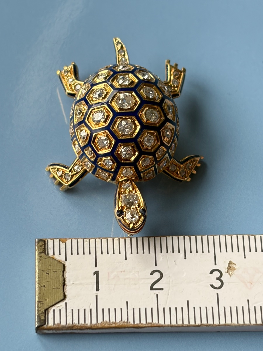 Antique Turtle-shaped Brooch, Enamel, Old-cut Diamonds, Eagle-head Hallmark, 1 Karat Gold-photo-2
