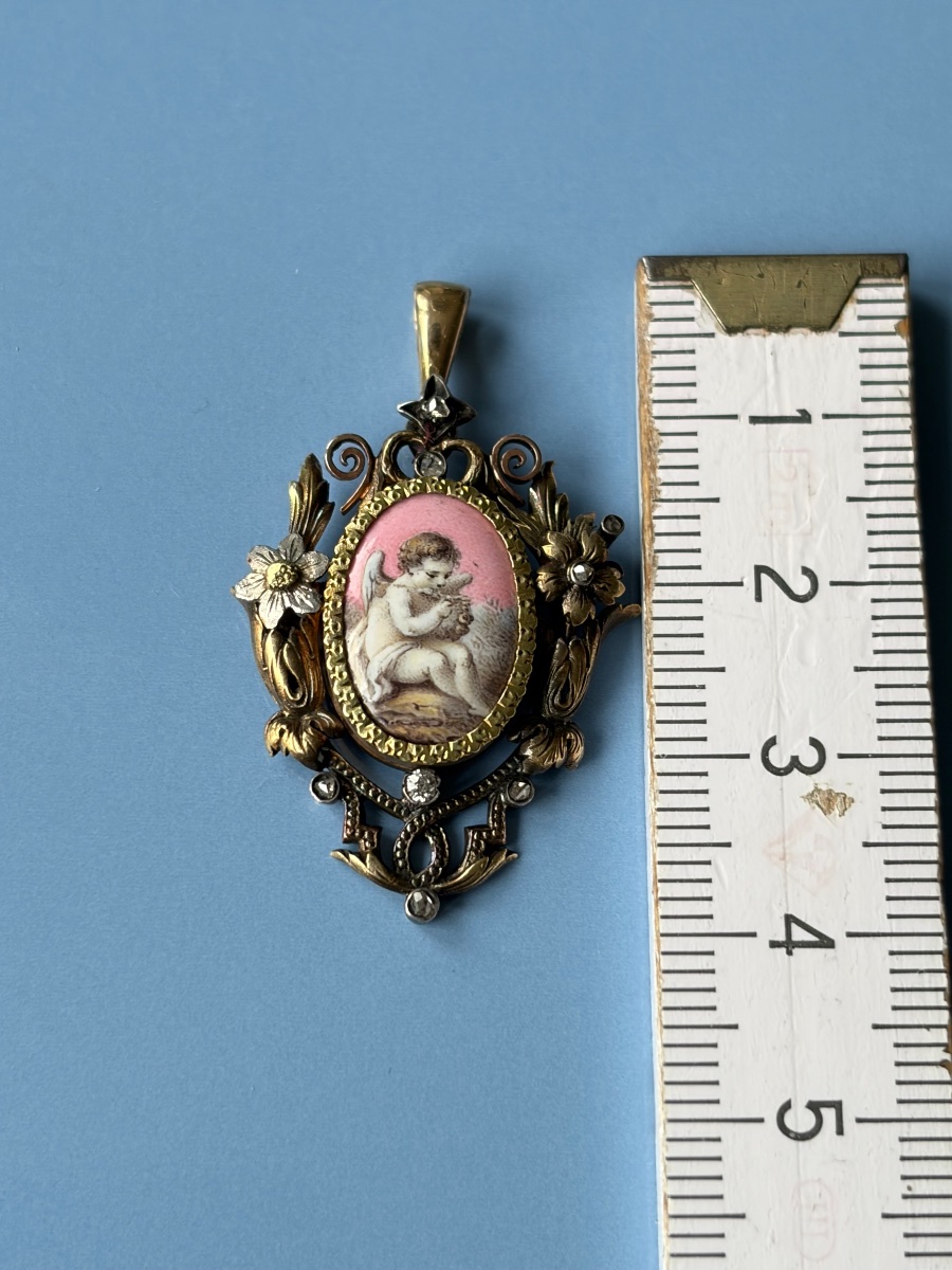 Pendentif Cupidon, émail, or 750, diamants taille rose-photo-2