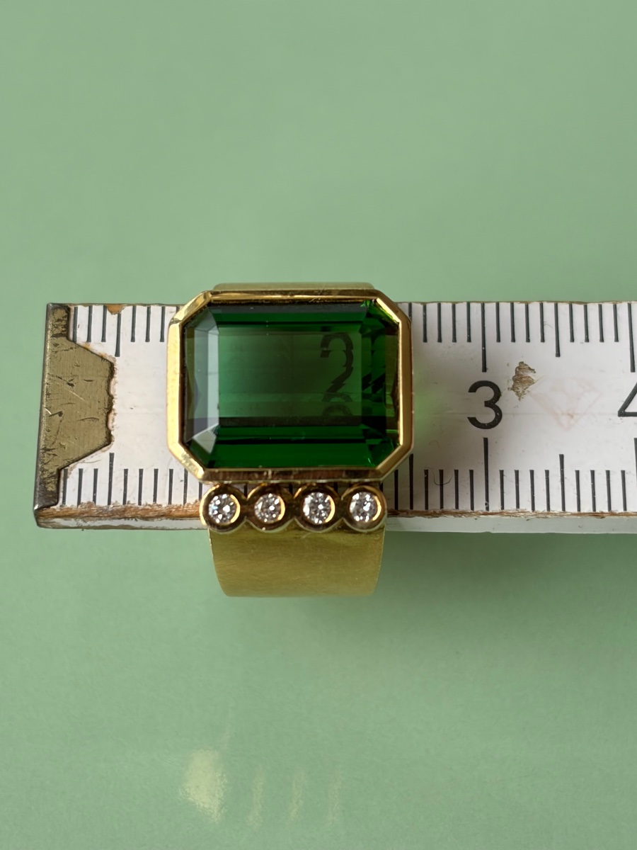 Bague en or 750, tourmaline verte et diamants-photo-1