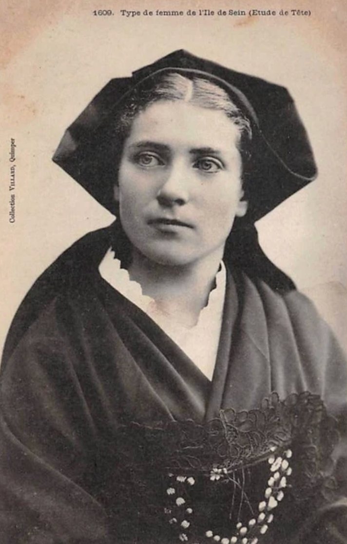 Julien Champagne dit d'Arnouville (1877-1932), Portrait de Bretonne de l'Ile de Sein, pastel-photo-5