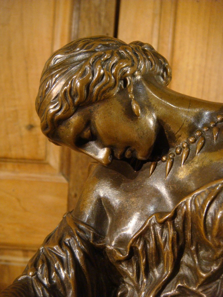 Sculpture Young Woman In The Antique Dozing-photo-3