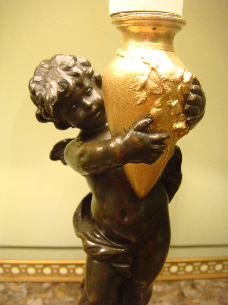 Paire De Lampes En Bronze Aux Amours Ailés -photo-4