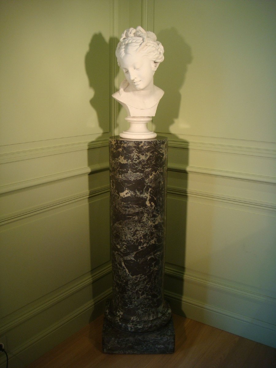 Antique Bust Of Woman Sculpture In Marble