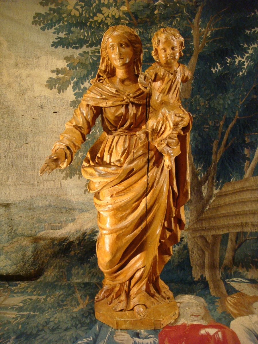 Virgin And Child In Carved Wood Period 18th