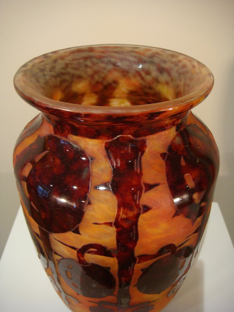 Vase With Chestnuts French Glass Period Circa 1900 -photo-4