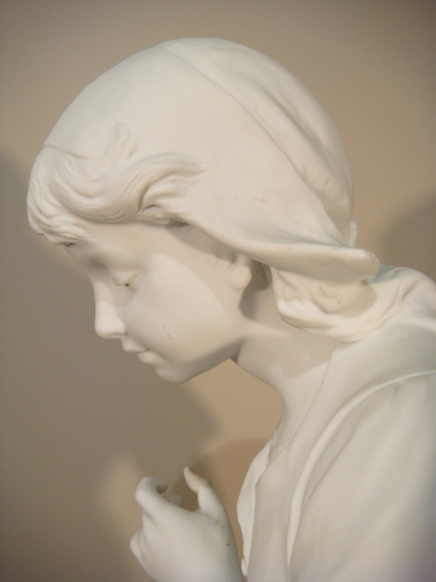 Sculpture Jeune Fille A La Fontaine Biscuit. Sperlacken - Epoque vers 1900 -photo-1