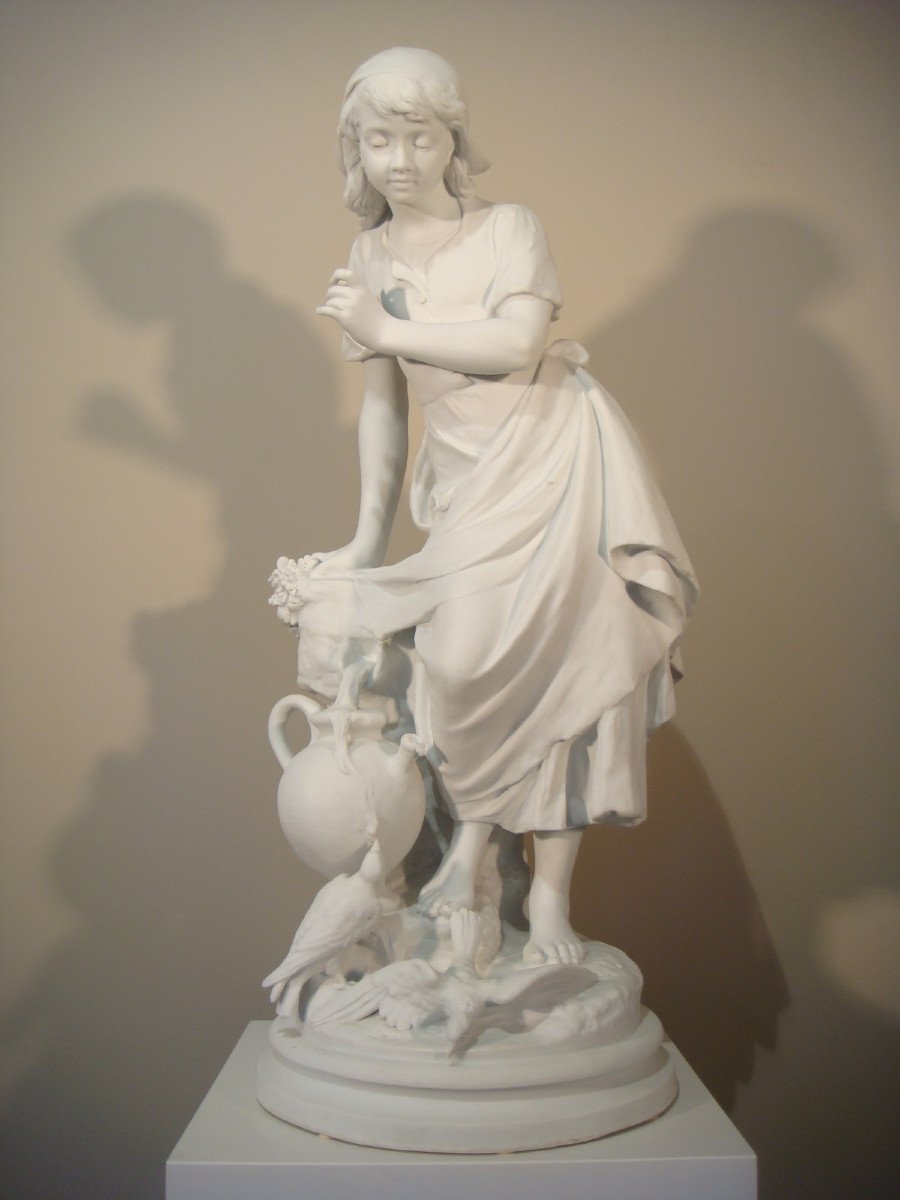 Sculpture Jeune Fille A La Fontaine Biscuit. Sperlacken - Epoque vers 1900 