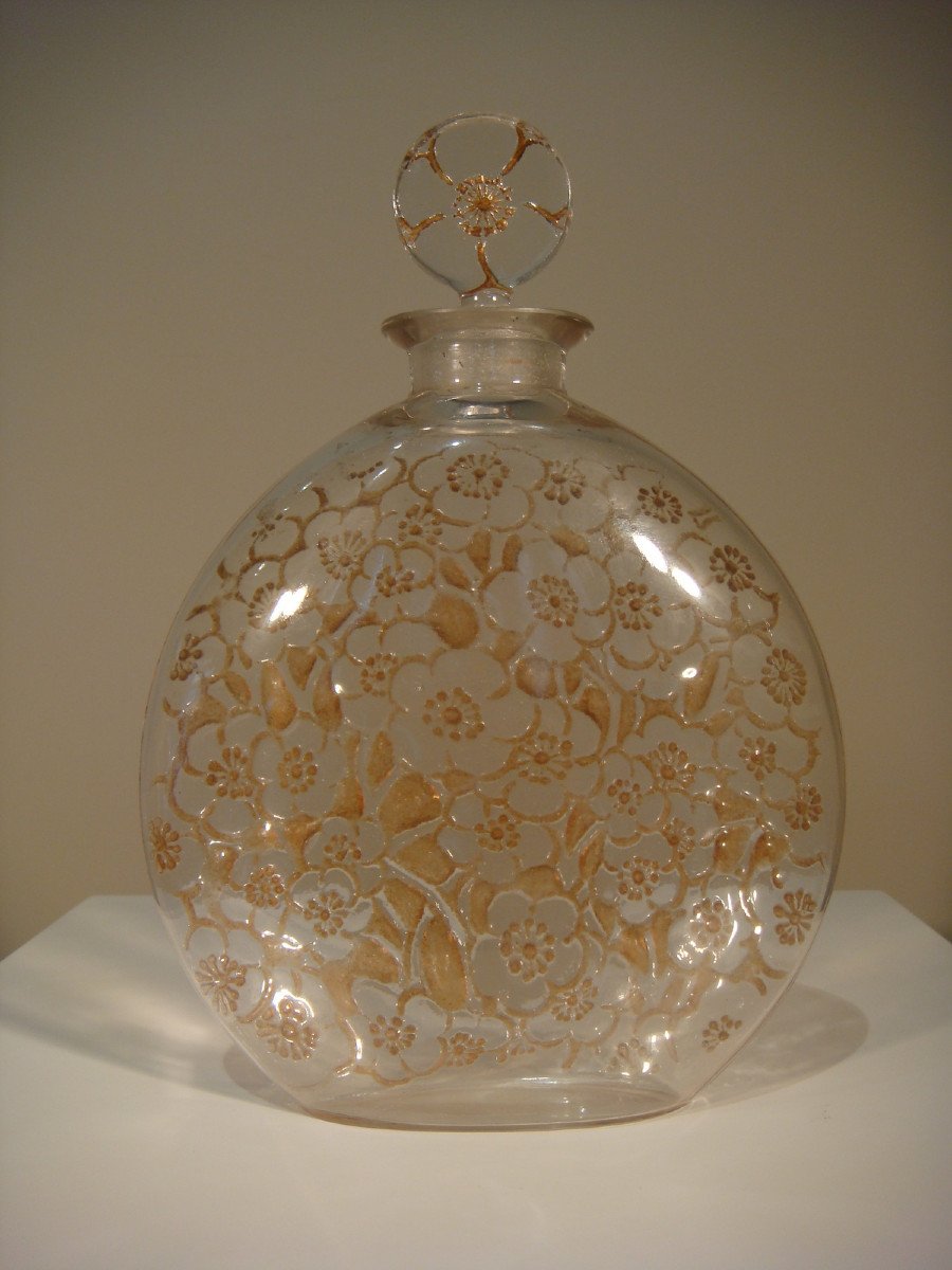 Large Bottle Of Lalique Le Lys d'Orsay Art Deco Period-photo-2
