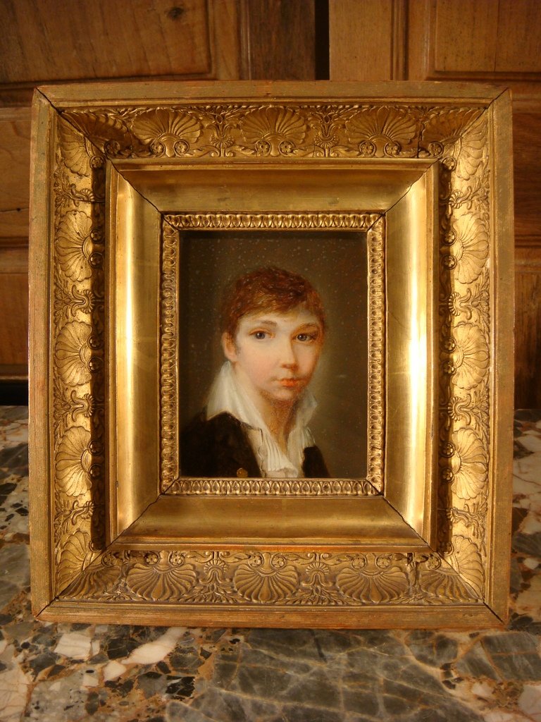 Fixé sous verre représentant le portrait d'un jeune garçon - Epoque Empire -photo-2