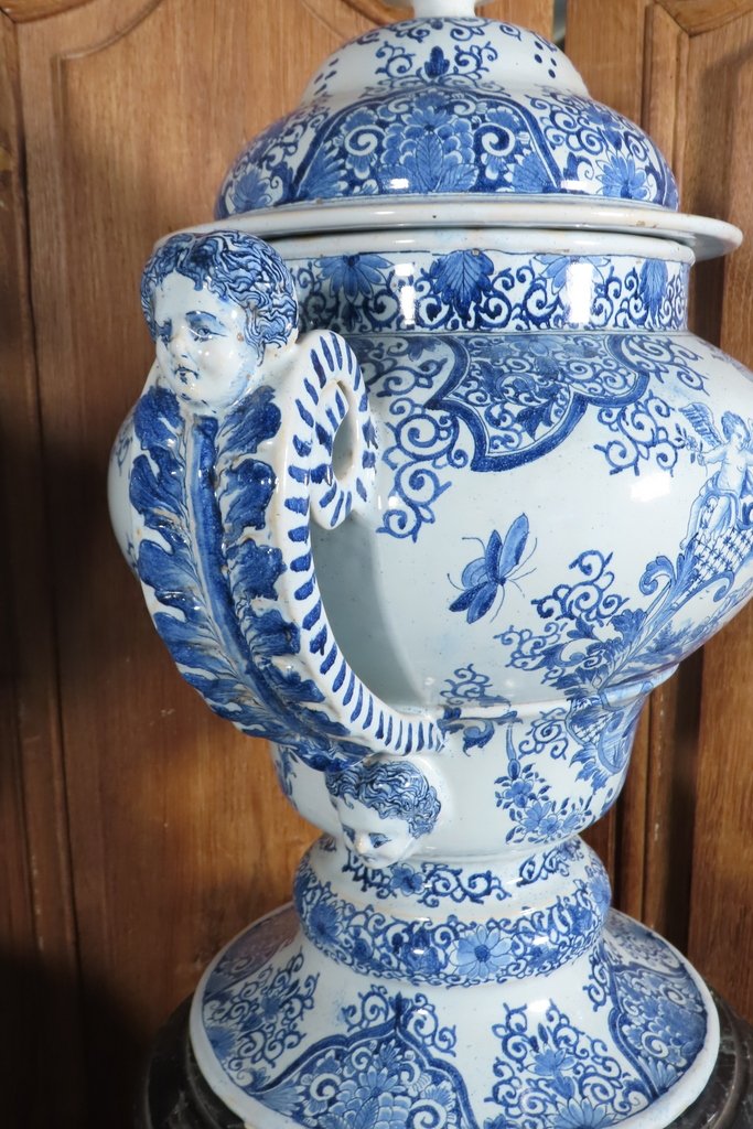 PAIRE DE VASES COUVERTS APOTHICAIRE EN FAIENCE Epoque deuxième partie du XIX ème -photo-4