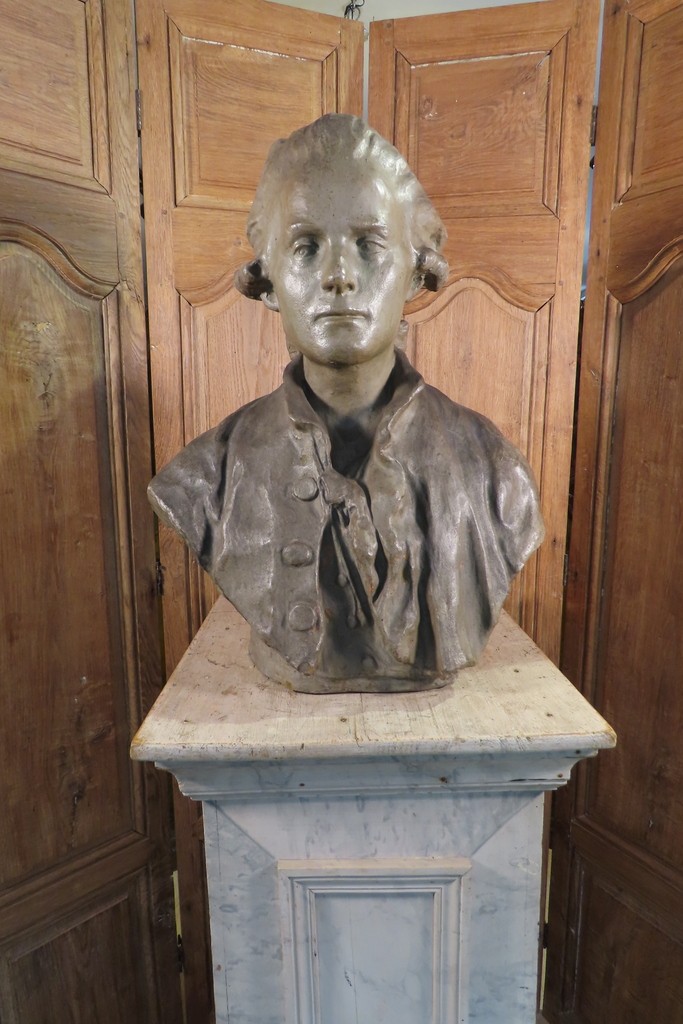 Terracotta Sculpture Of A Gentleman's Bust, 19th Century 