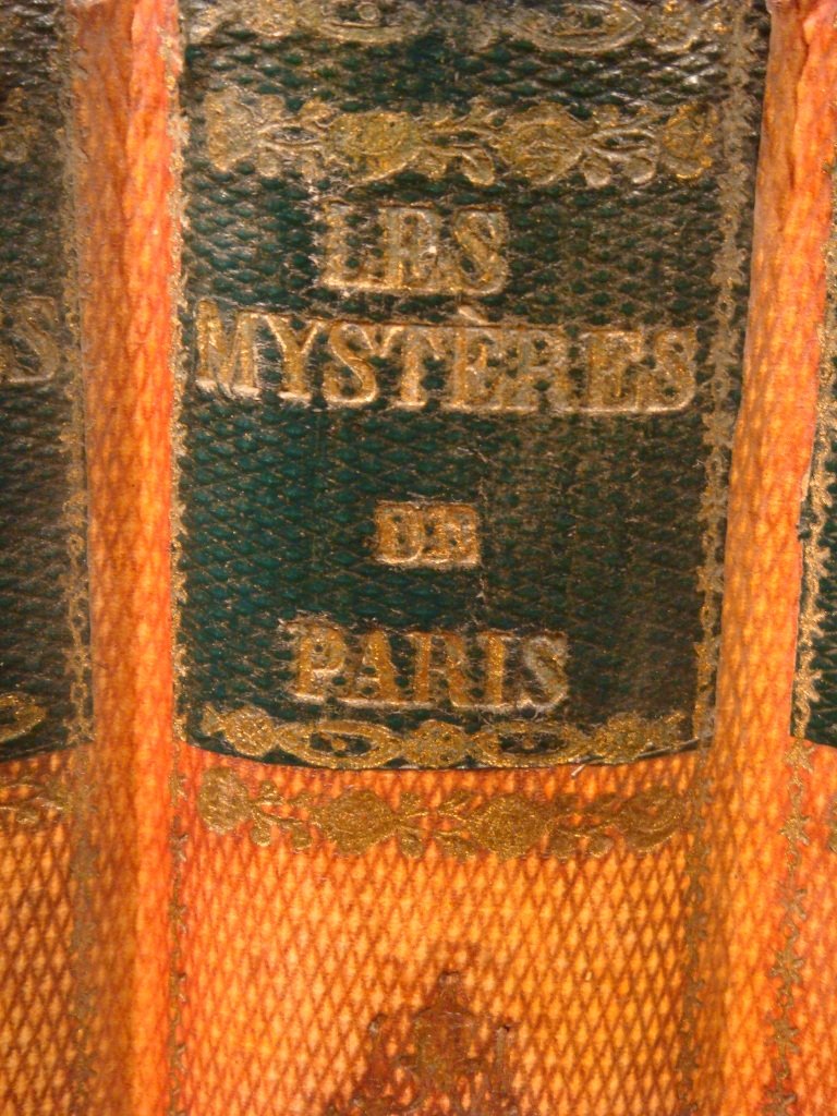 CURIEUX PETIT MEUBLE D’AISANCES DE SALON Epoque XIX ème-photo-7