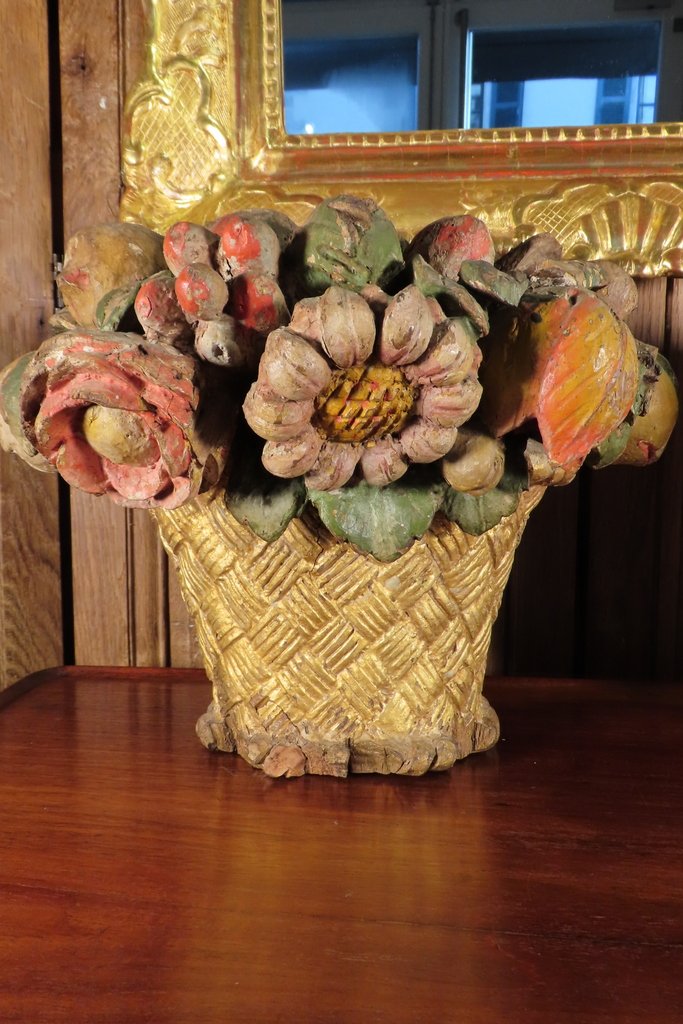 Pair Of Polychrome Wood Flower Baskets, 18th Century -photo-3