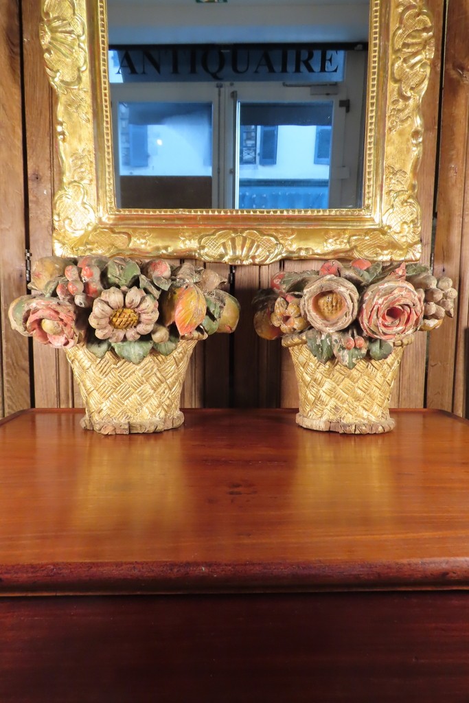 Pair Of Polychrome Wood Flower Baskets, 18th Century 