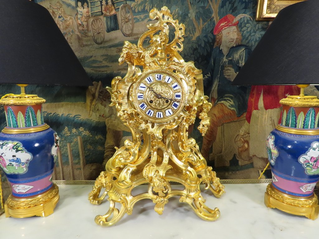 PENDULE ROCAILLE AUX AMOURS VENDANGEURS De Style Louis XV -photo-2